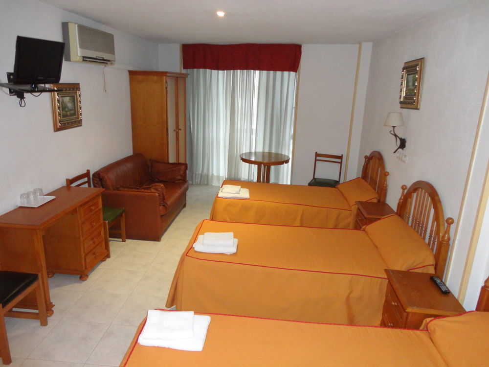 Pension Venecia Pinto Exterior foto